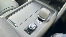 Land Rover Discovery 3.0 D300 S 5dr Auto Diesel Station Wagon